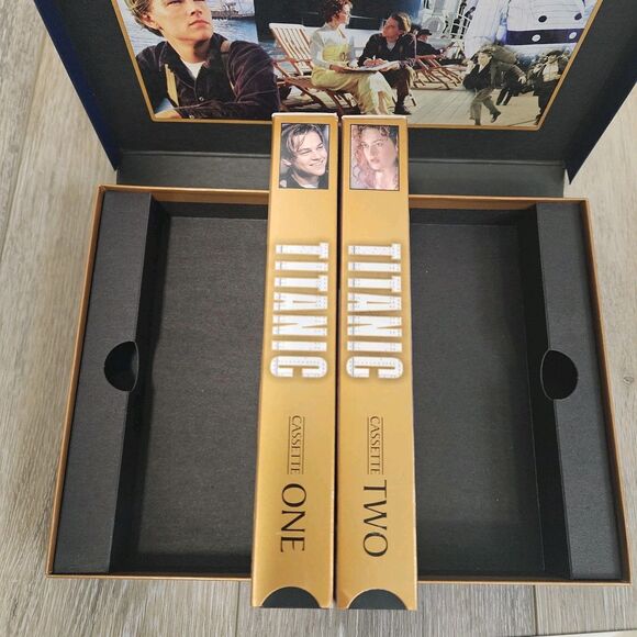 Titanic 1997 Collector's Edition Box Set VHS New Sealed THX Digitally Mastered - Picture 6 of 7